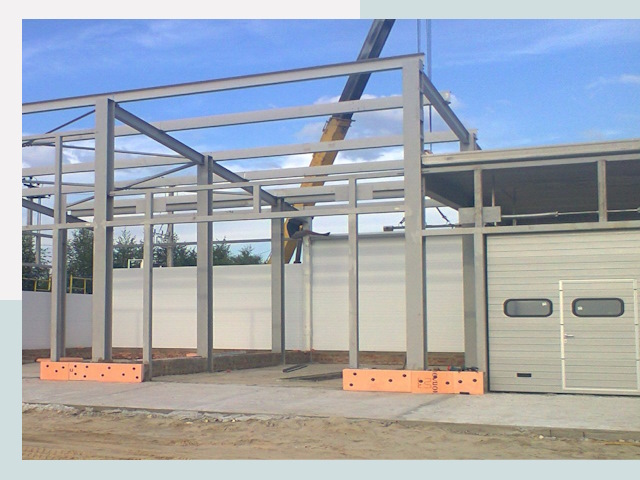 Строительство автосервисов от СтальСтрой-Кра по цене 613 руб.